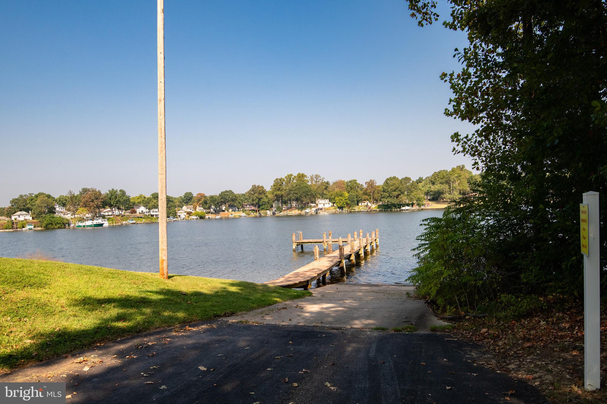 ELIZABETHS LANDING - Residential