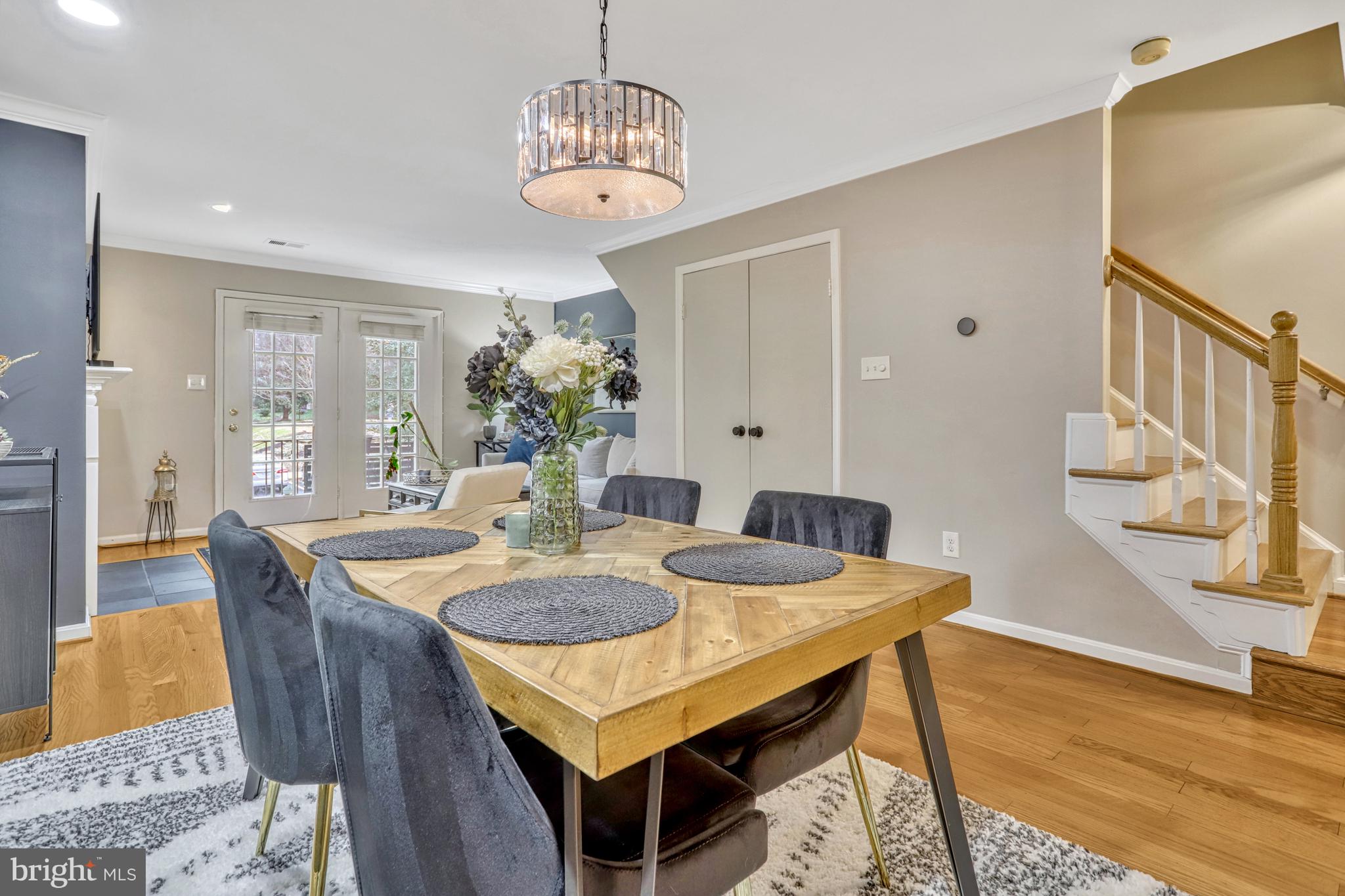 OLDE CHURCH MEWS - Residential Lease