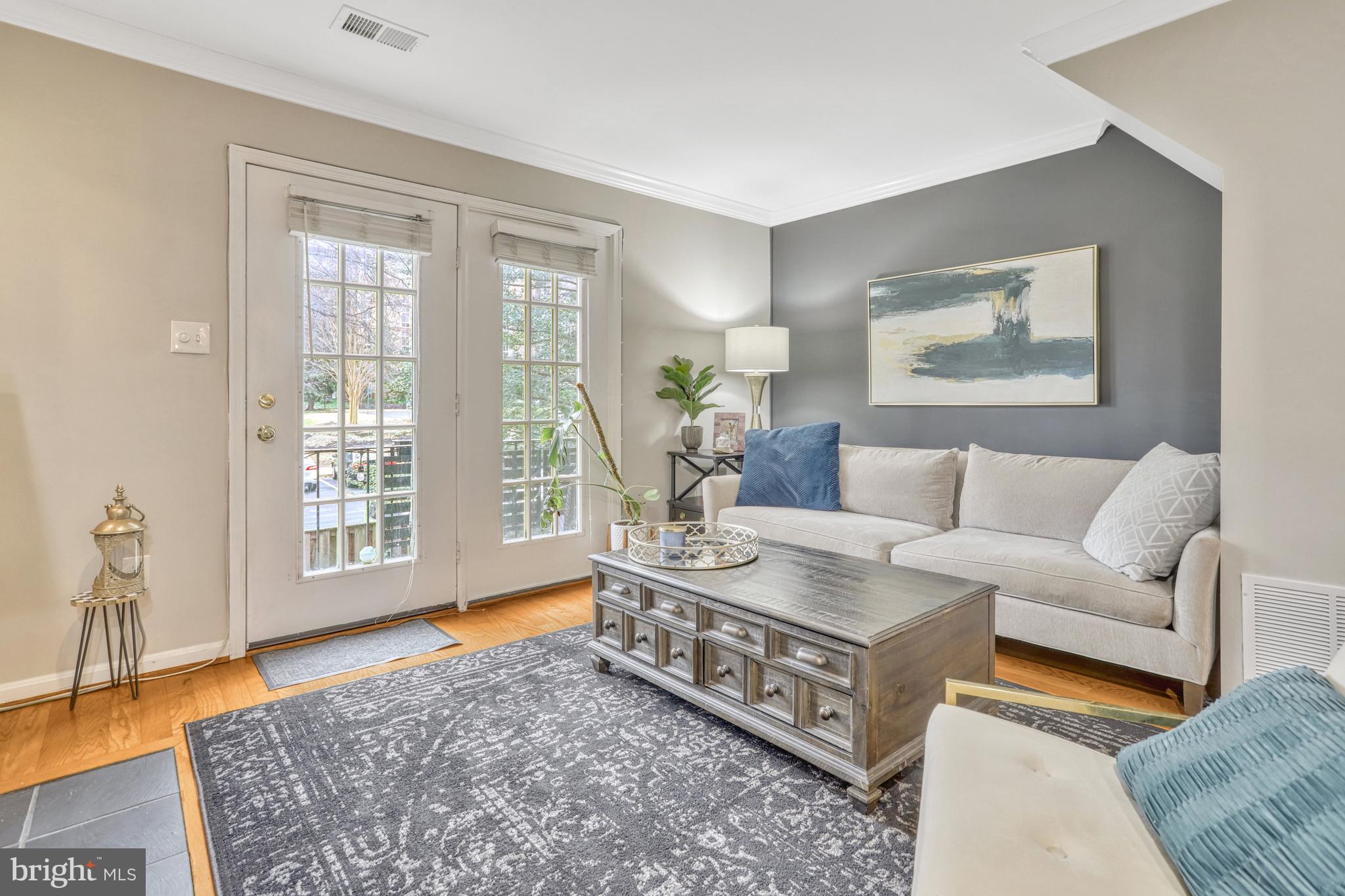 OLDE CHURCH MEWS - Residential Lease