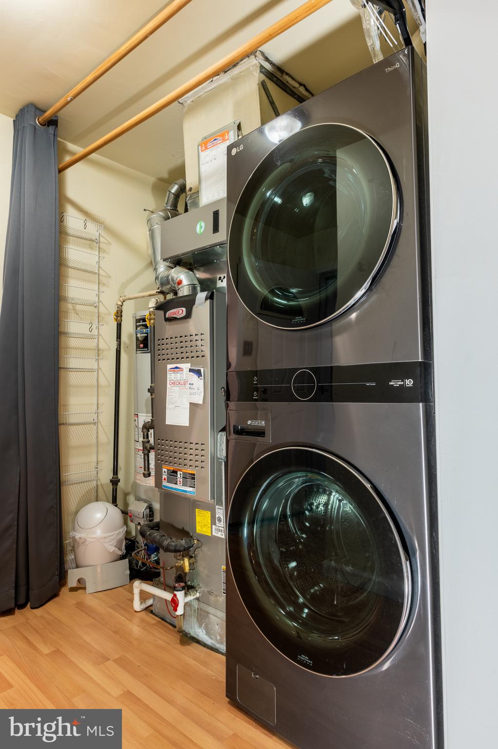 WILLOW RIDGE - Residential Lease