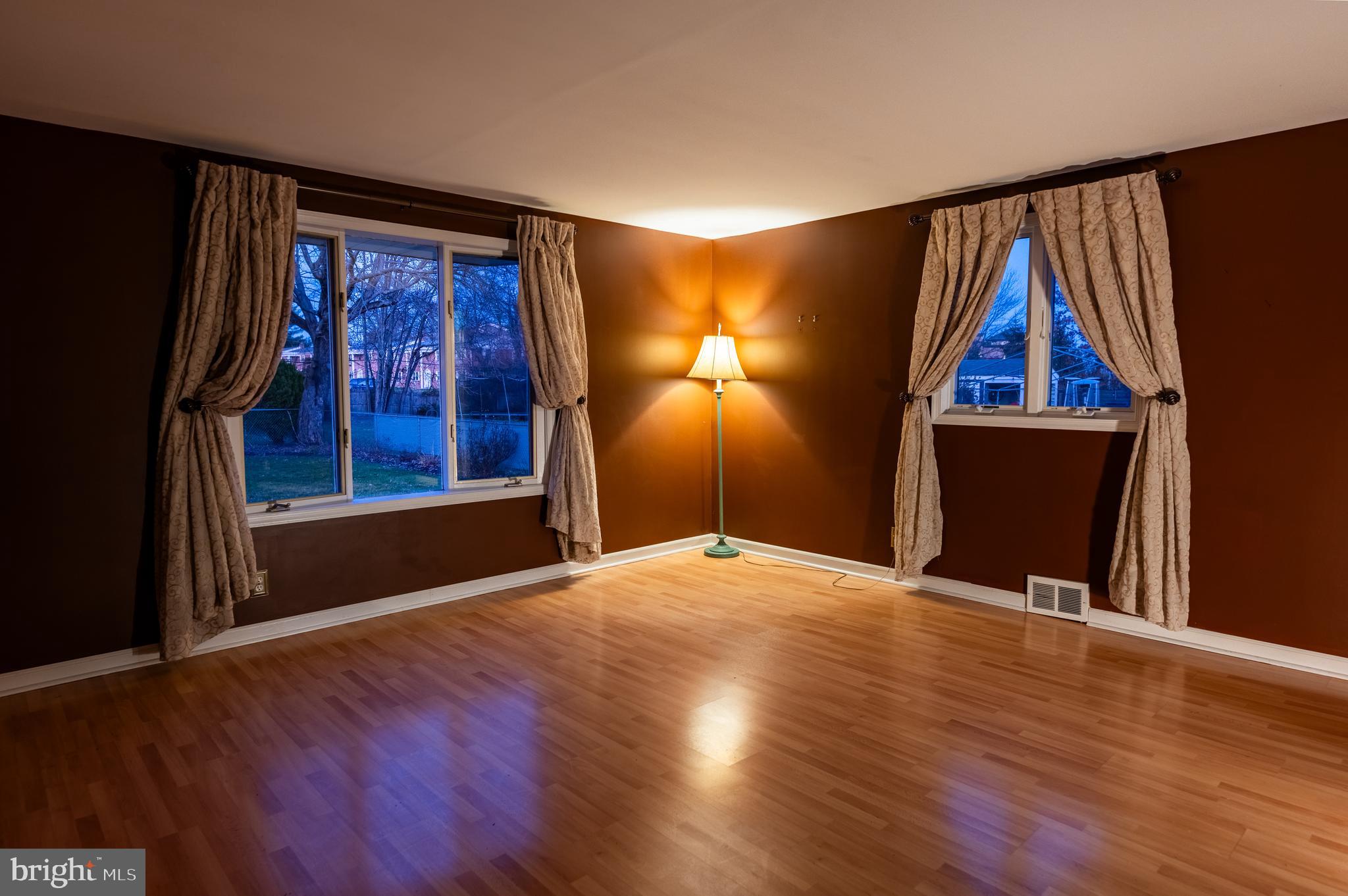 WILLOW RIDGE - Residential Lease