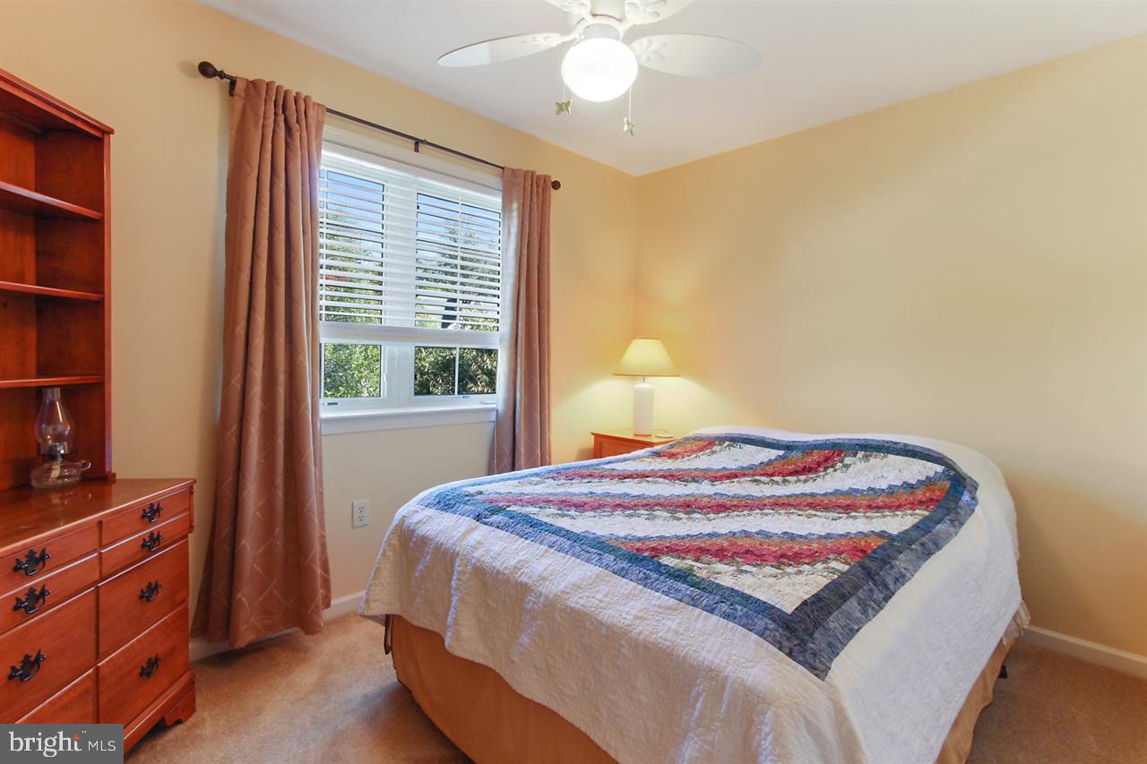 WELLINGTON HILLS - Residential