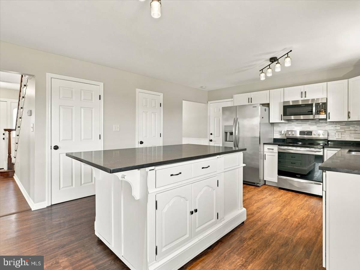 13902 PONTIUS LANE