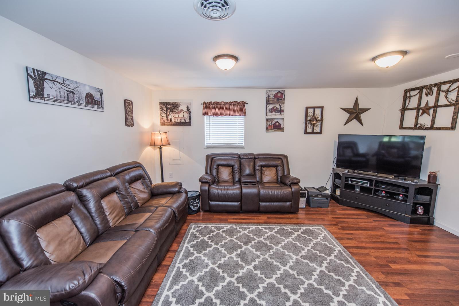 CAMELOT - Residential