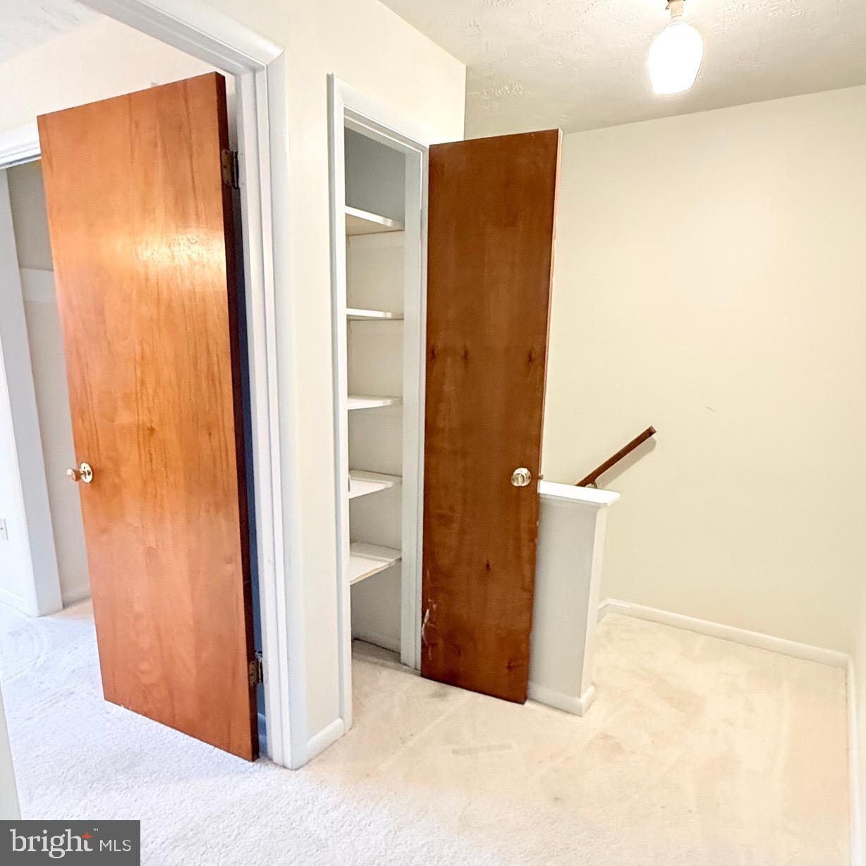 FAIRVIEW COURT - Residential Lease