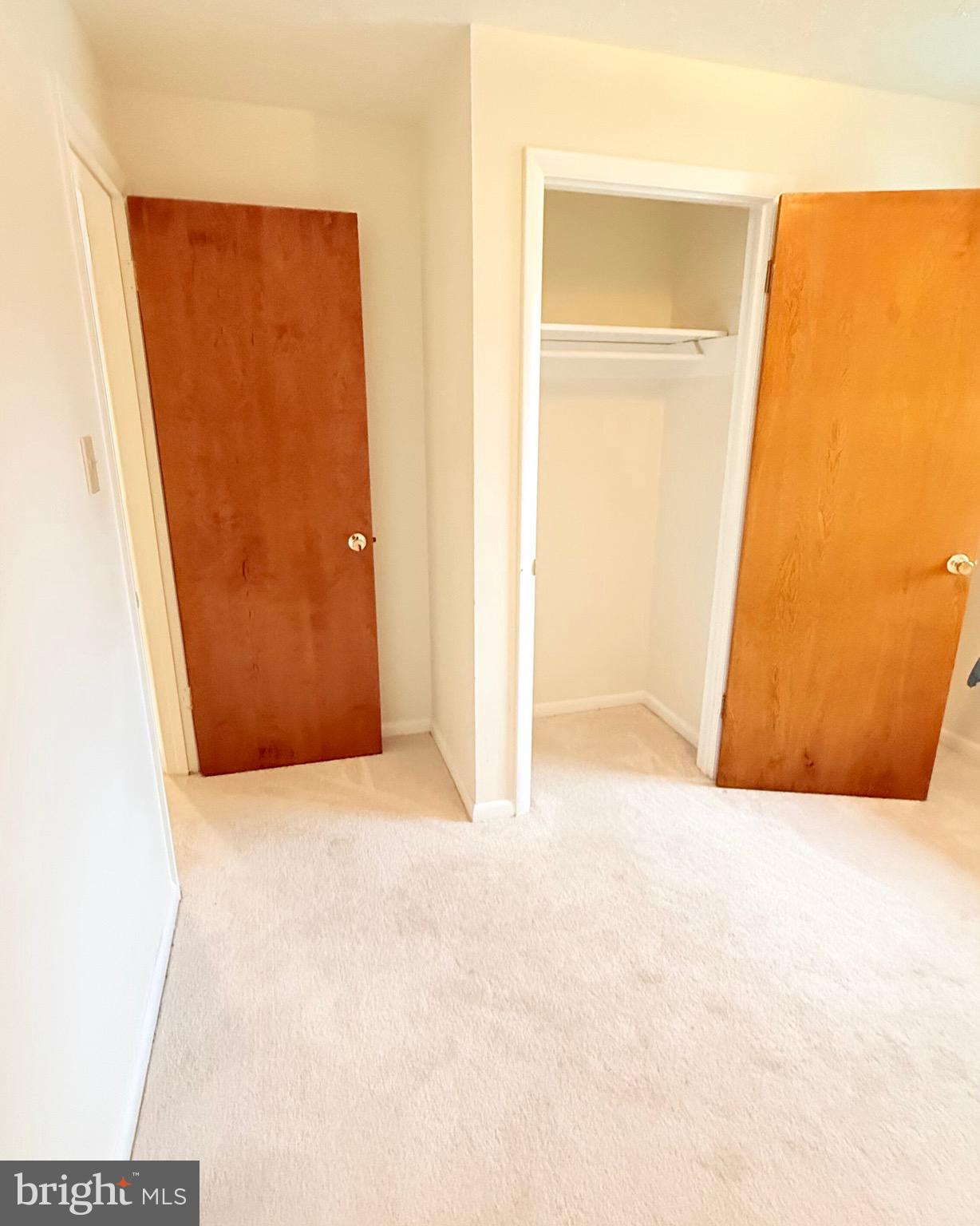 FAIRVIEW COURT - Residential Lease