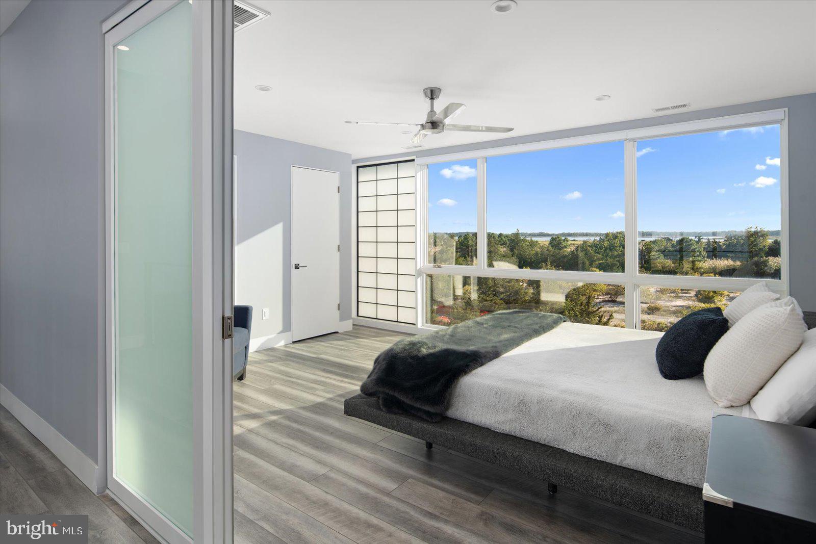 BACK BAY COVE - Residential