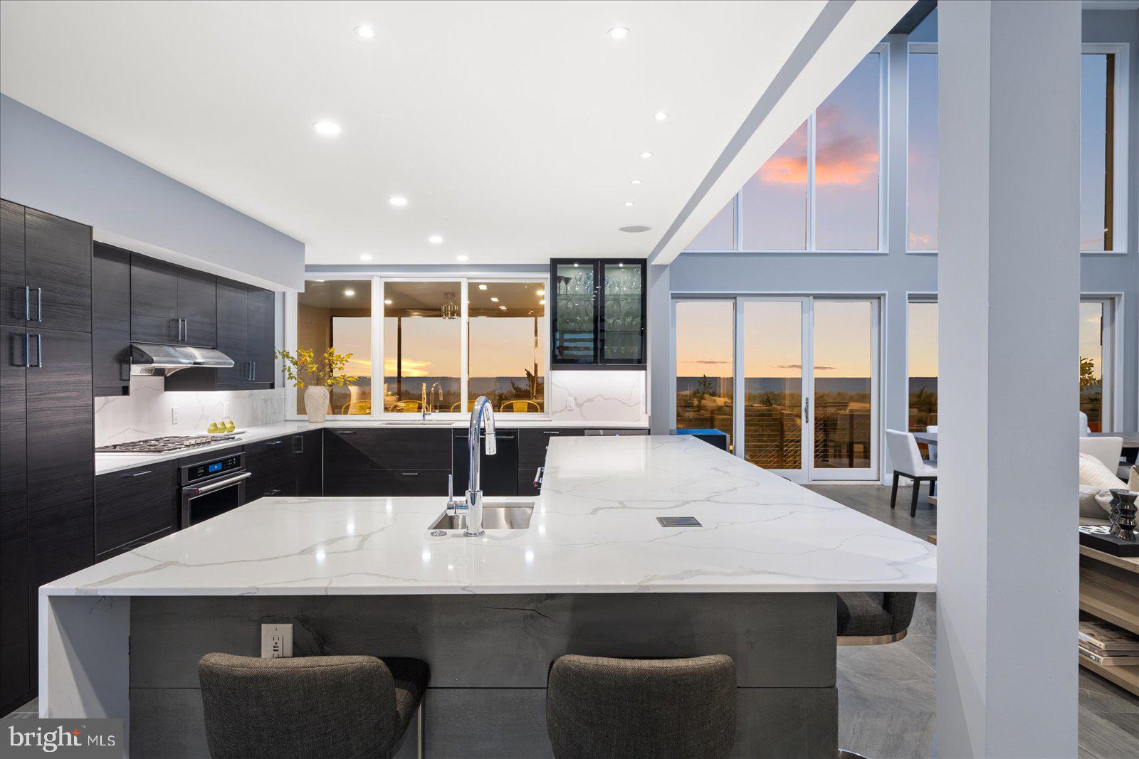 BACK BAY COVE - Residential