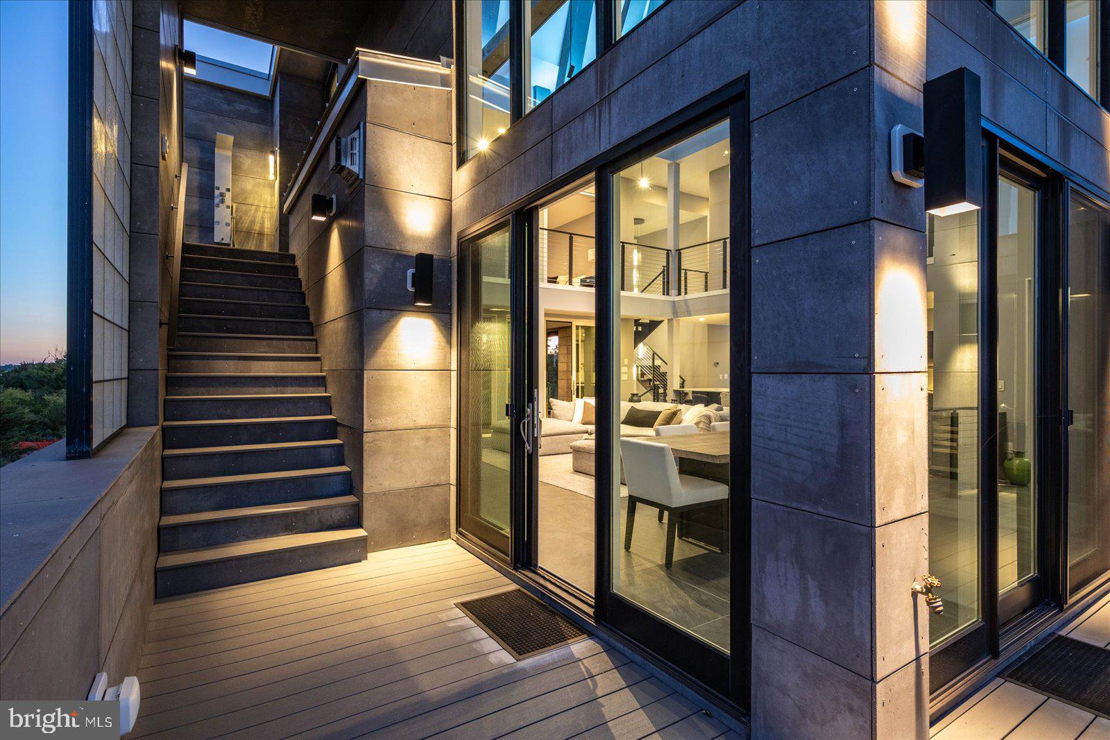 BACK BAY COVE - Residential