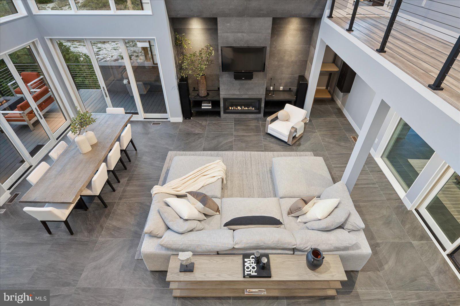 BACK BAY COVE - Residential