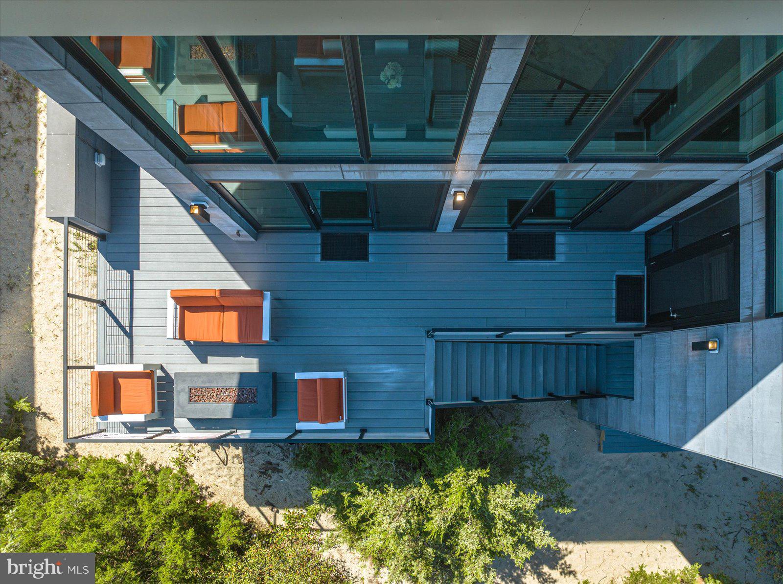 BACK BAY COVE - Residential