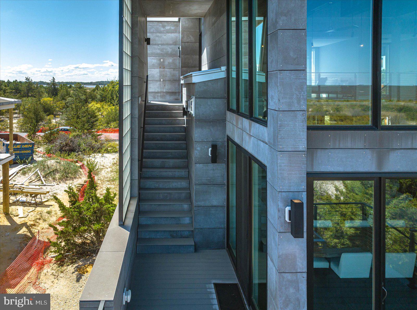 BACK BAY COVE - Residential