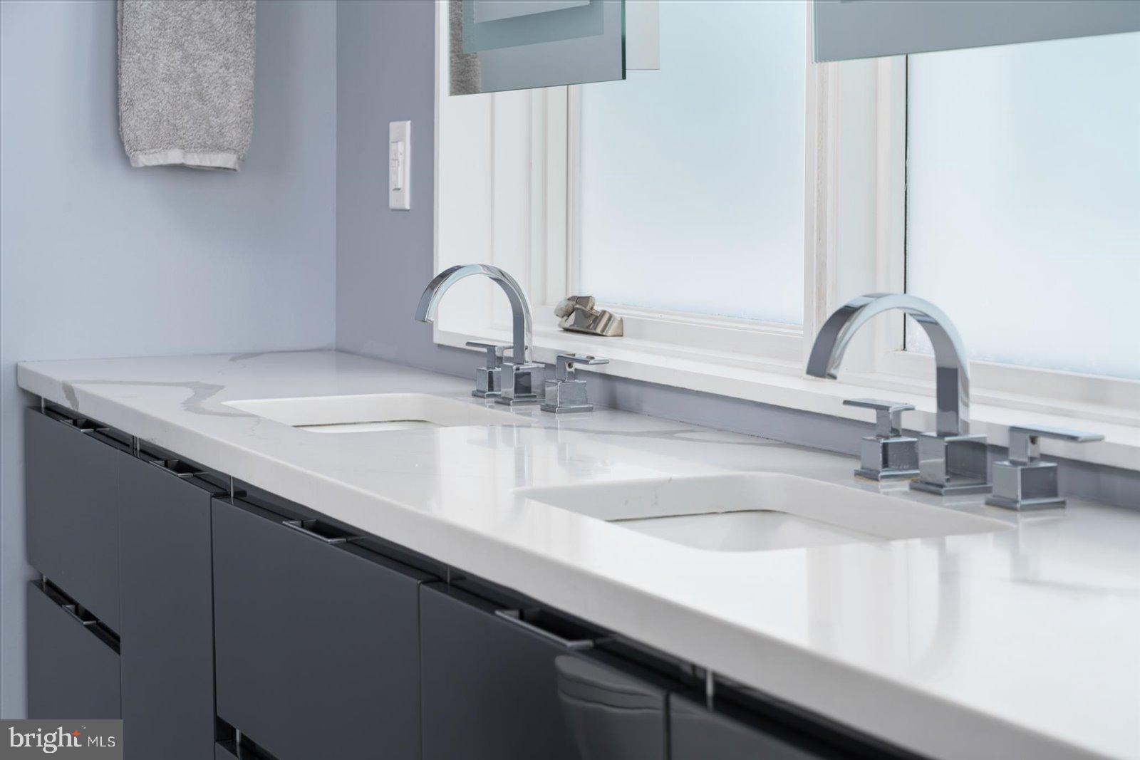 BACK BAY COVE - Residential