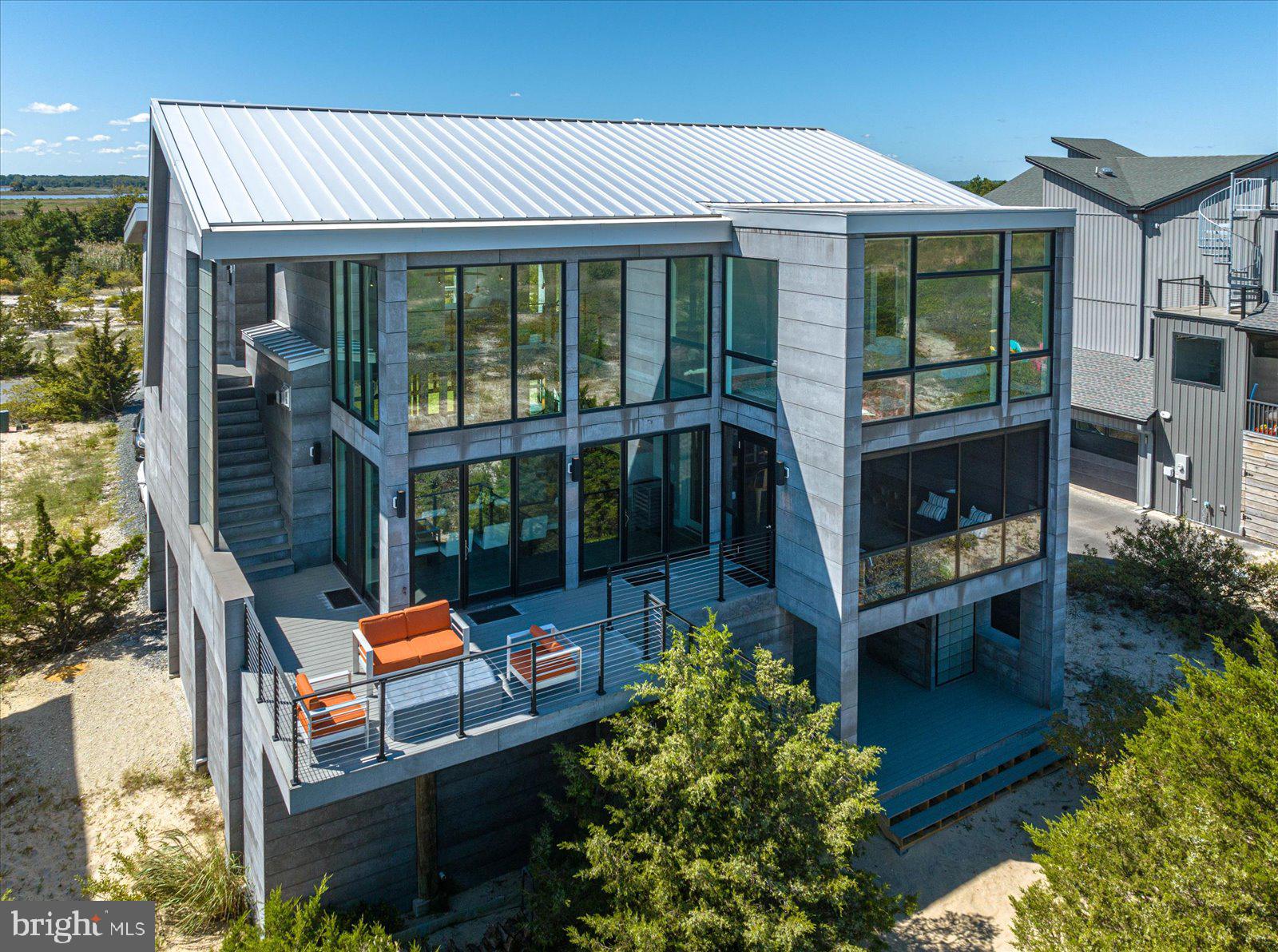 BACK BAY COVE - Residential