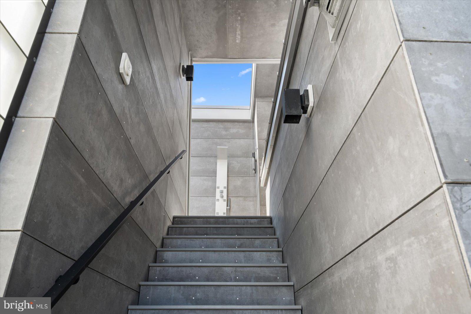 BACK BAY COVE - Residential