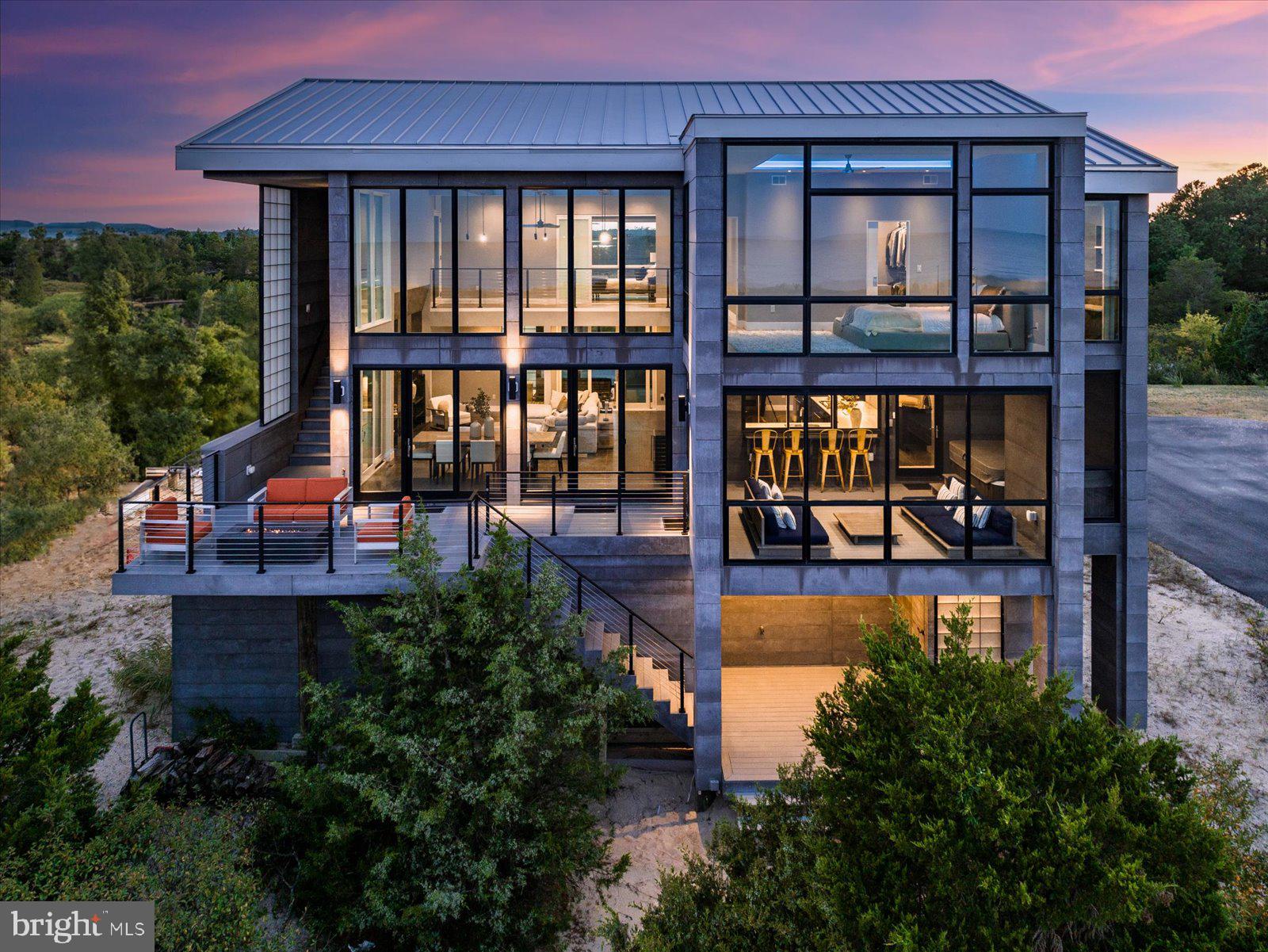 BACK BAY COVE - Residential