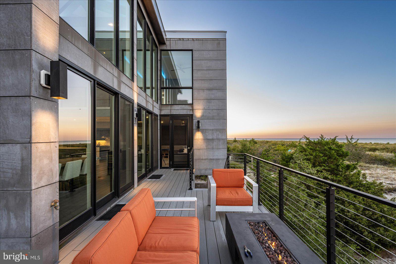 BACK BAY COVE - Residential