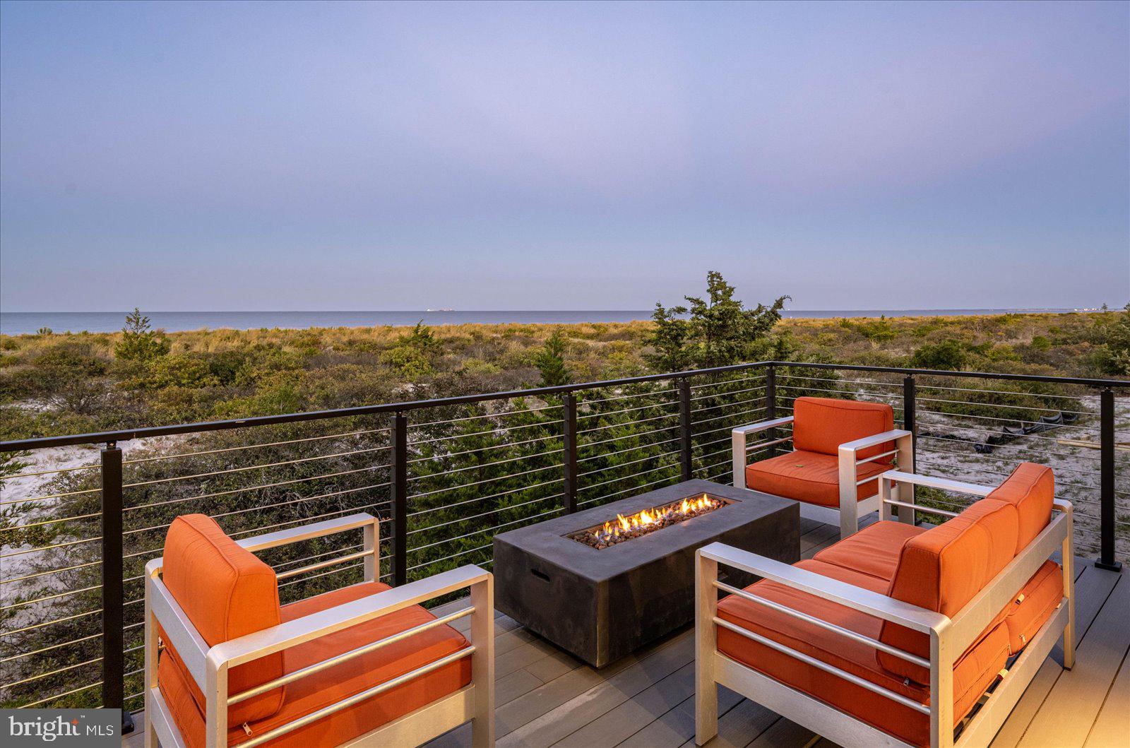 BACK BAY COVE - Residential