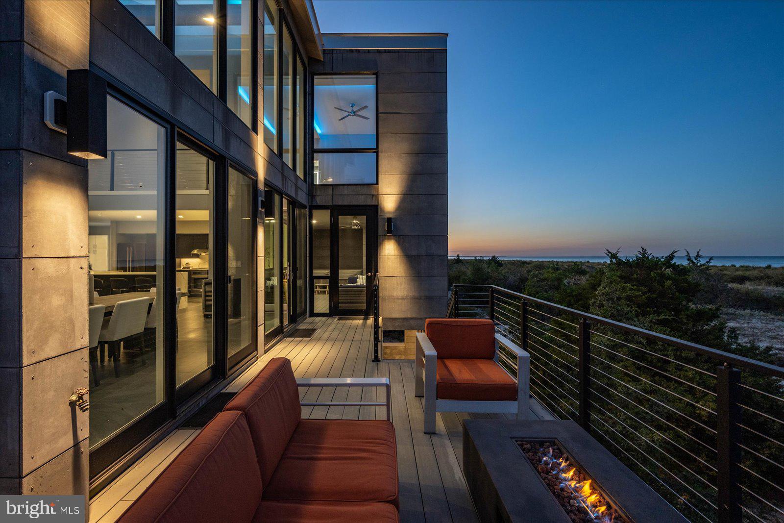 BACK BAY COVE - Residential