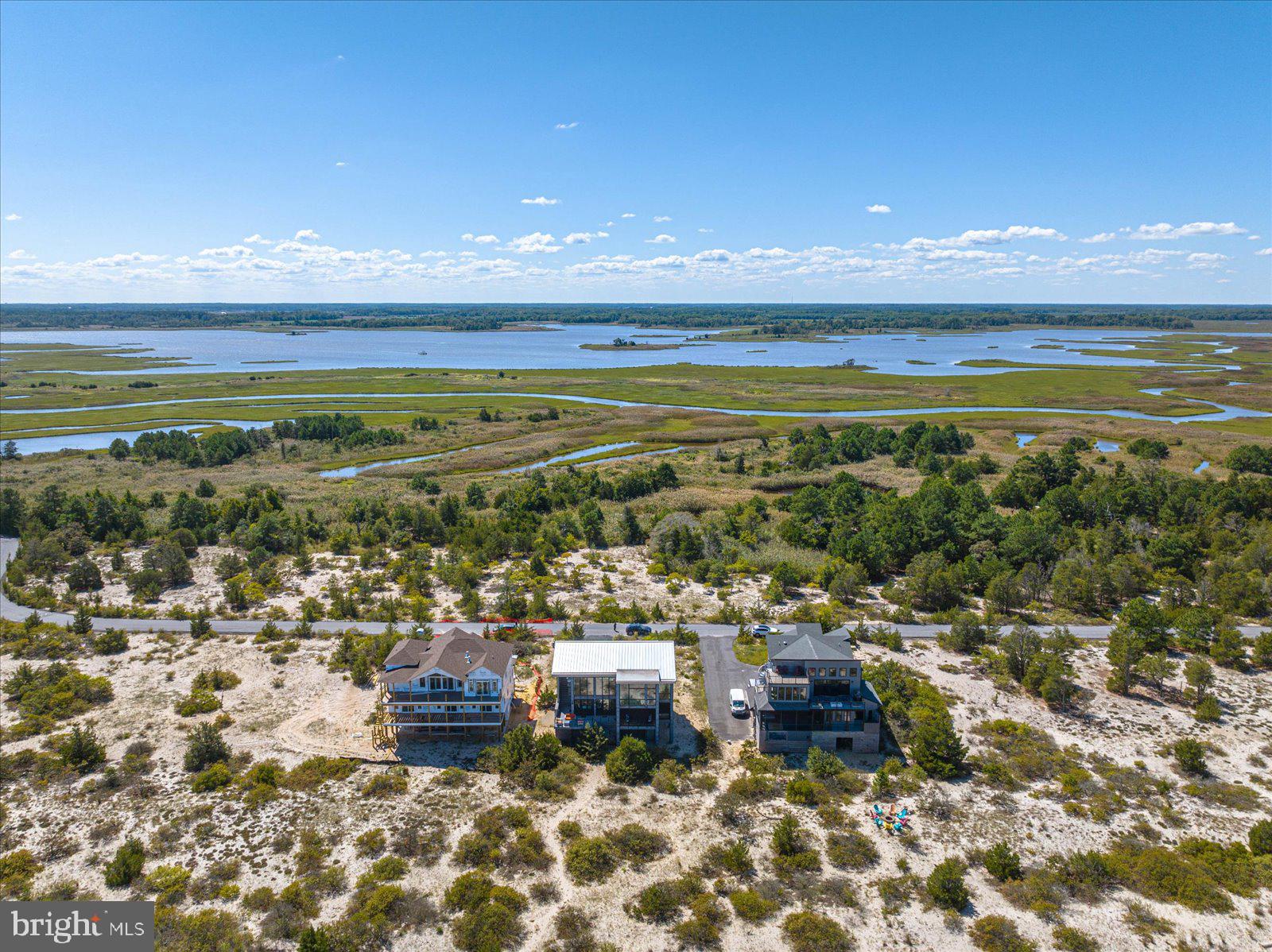 BACK BAY COVE - Residential