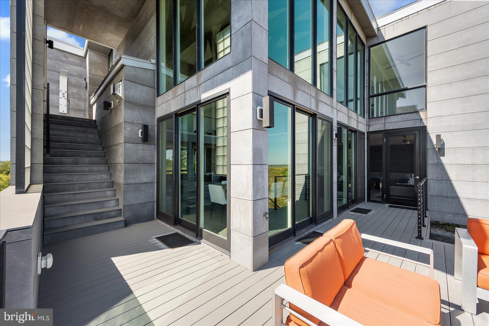 BACK BAY COVE - Residential