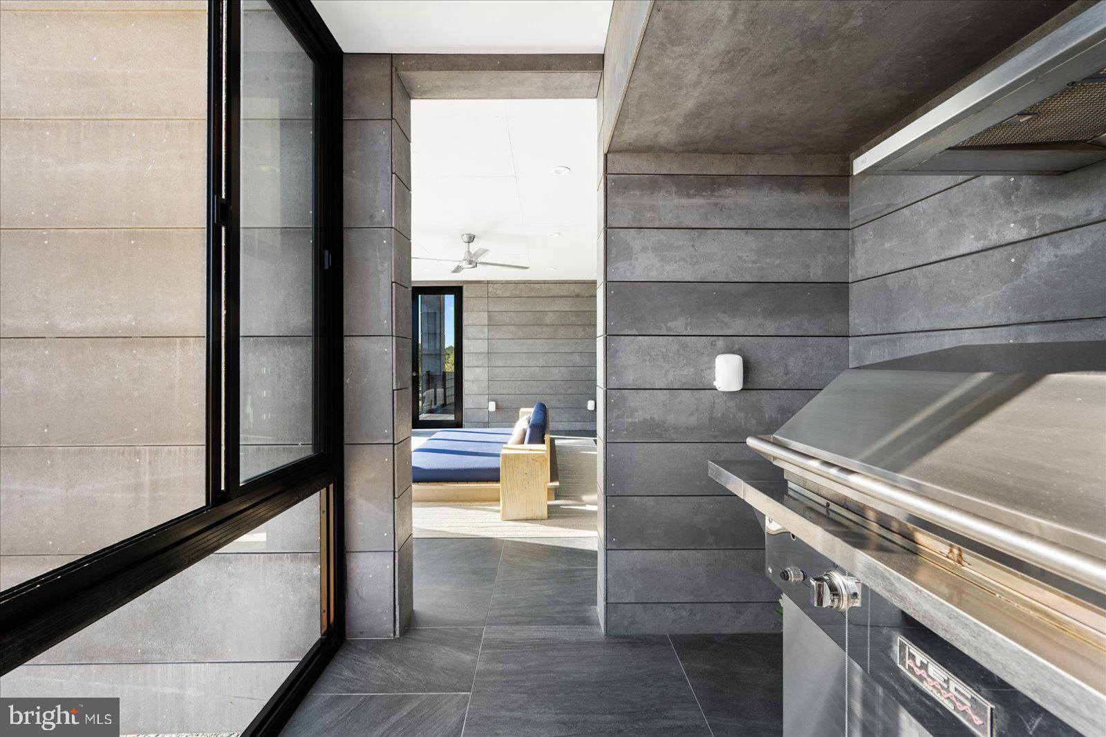 BACK BAY COVE - Residential