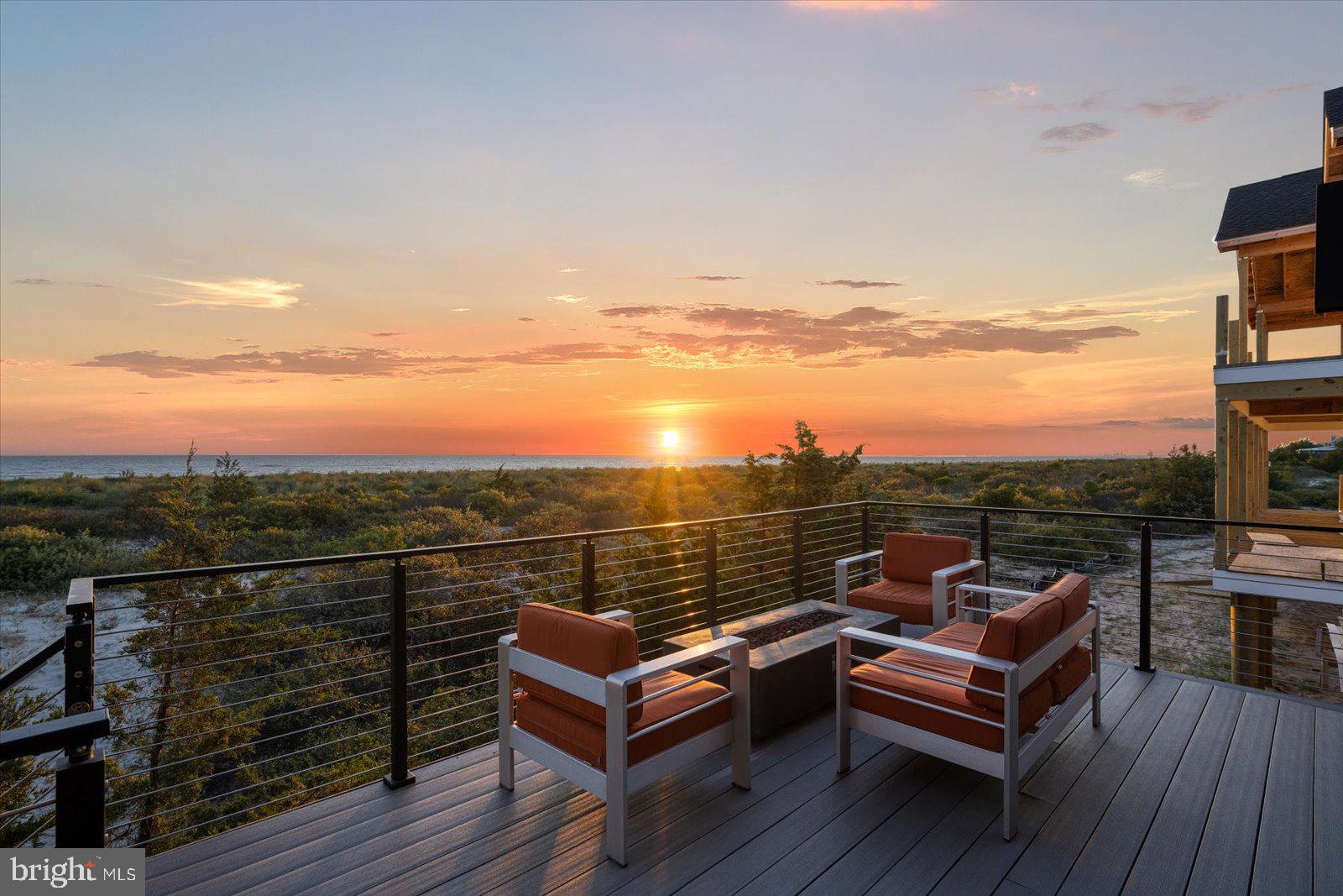 BACK BAY COVE - Residential