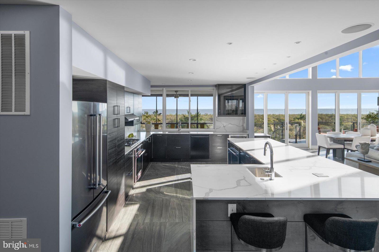 BACK BAY COVE - Residential