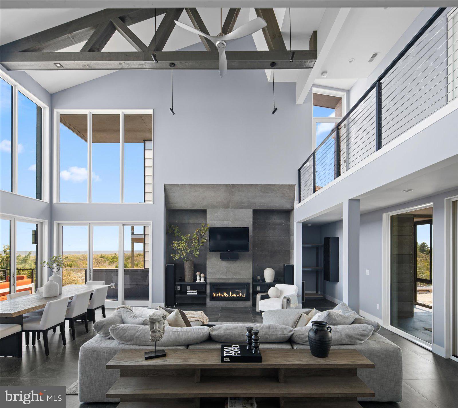 BACK BAY COVE - Residential