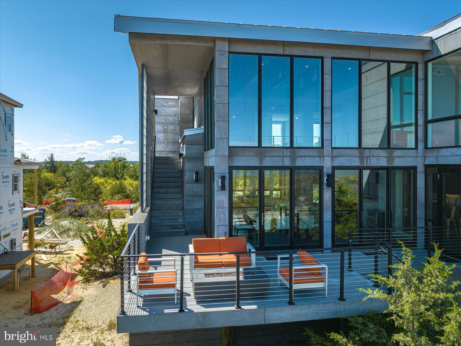 BACK BAY COVE - Residential