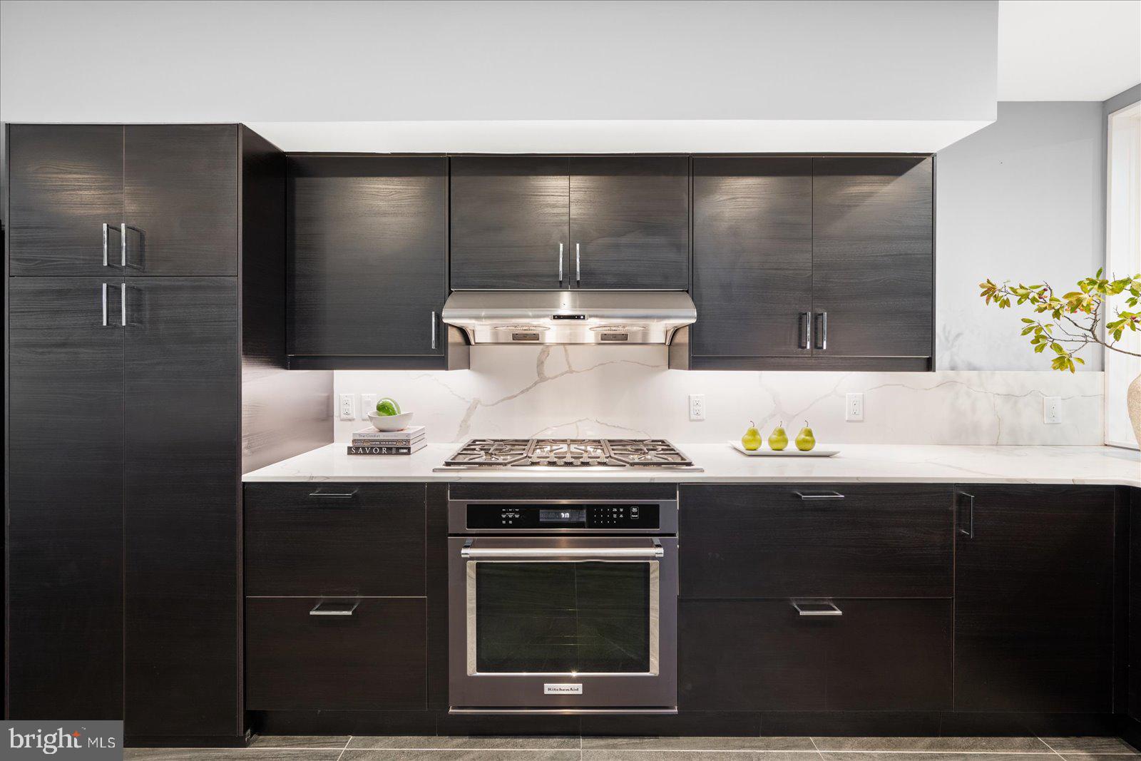 BACK BAY COVE - Residential