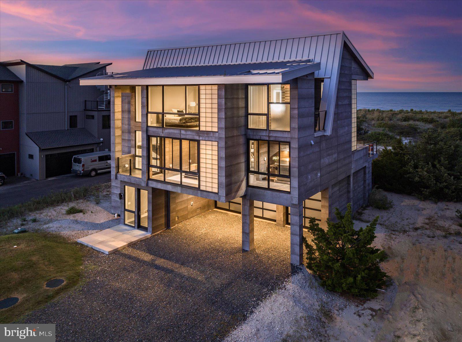 BACK BAY COVE - Residential