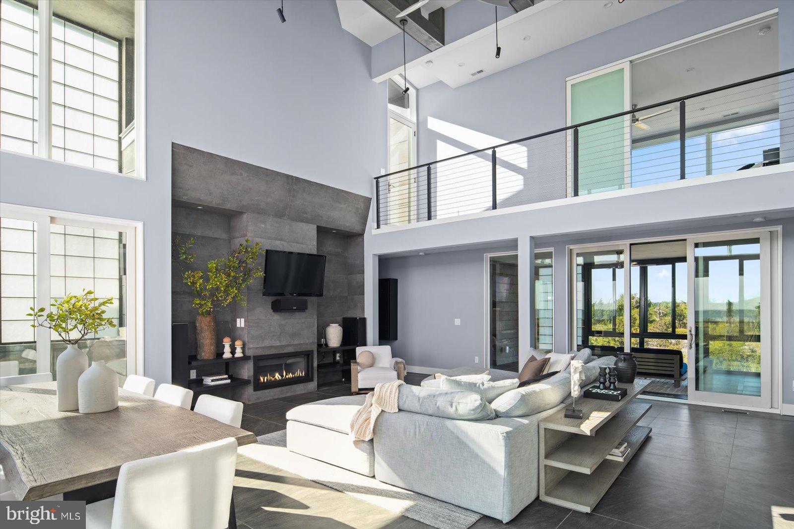 BACK BAY COVE - Residential