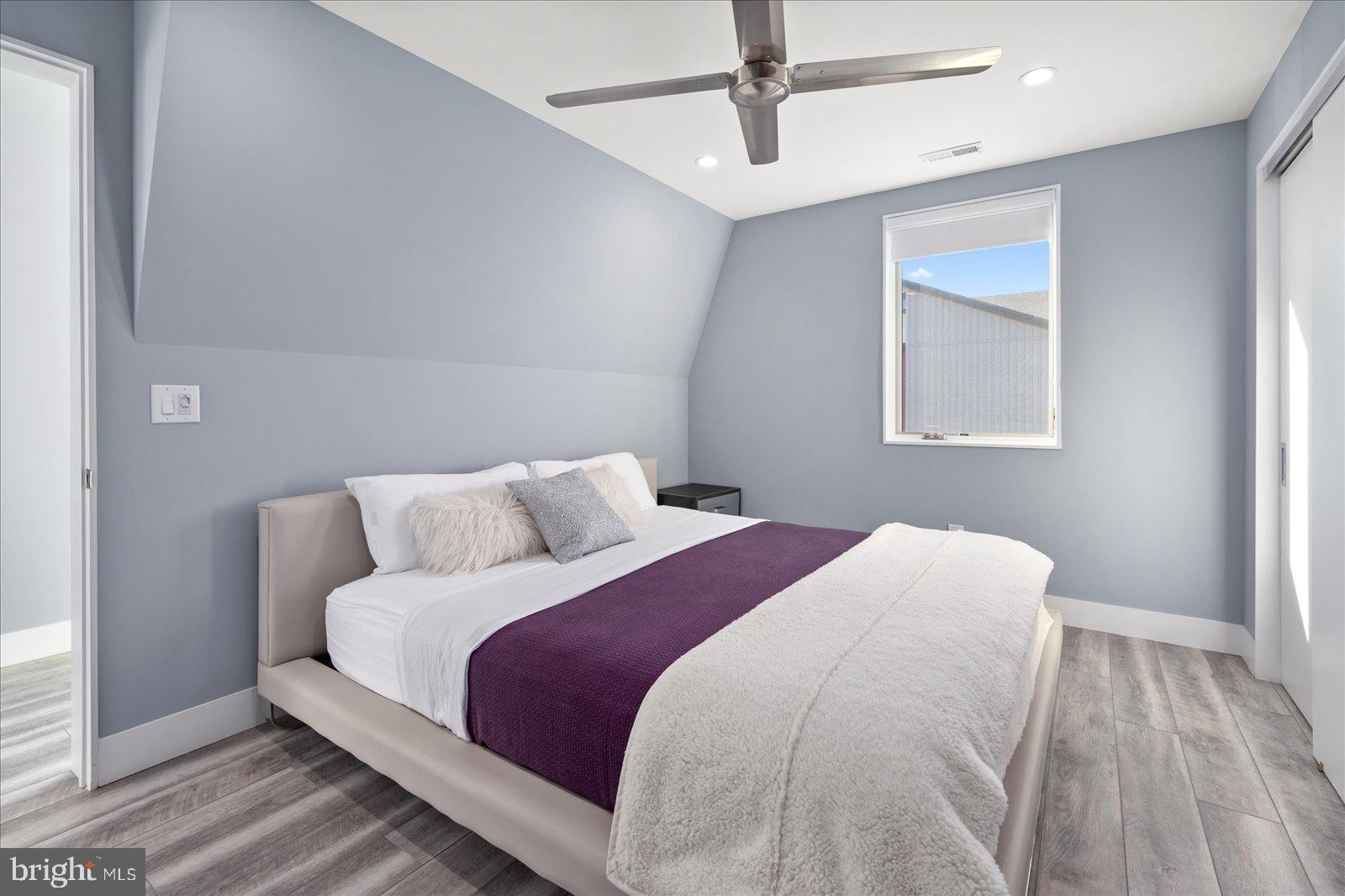 BACK BAY COVE - Residential