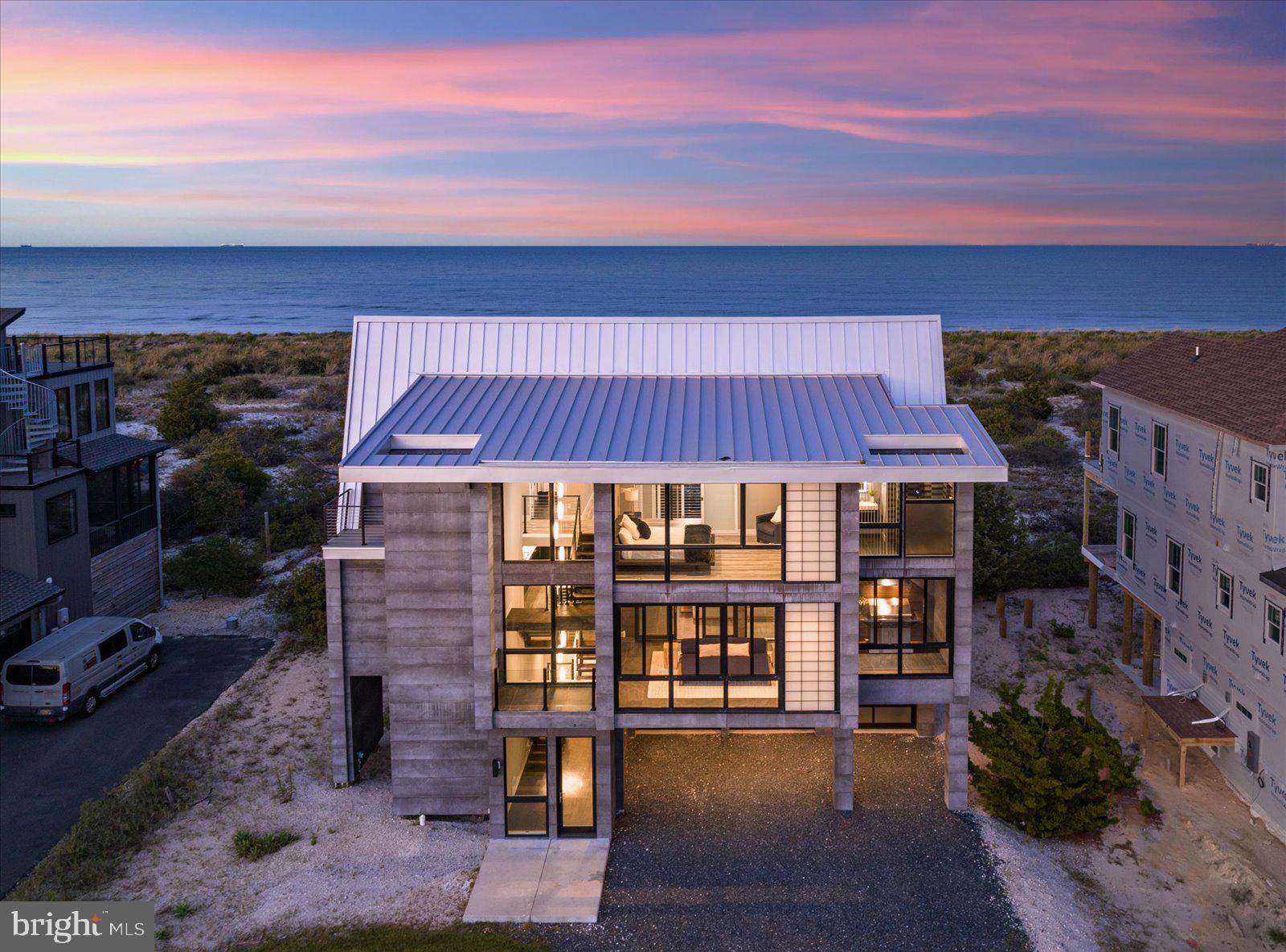 BACK BAY COVE - Residential