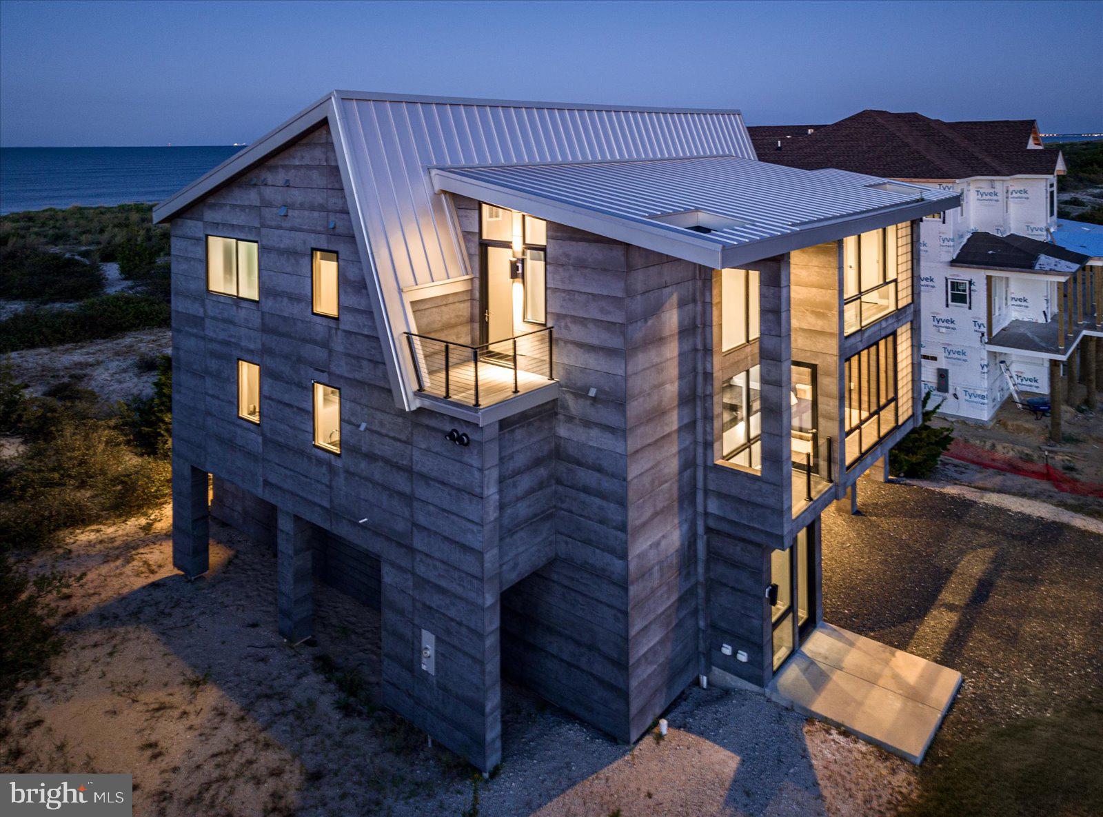 BACK BAY COVE - Residential