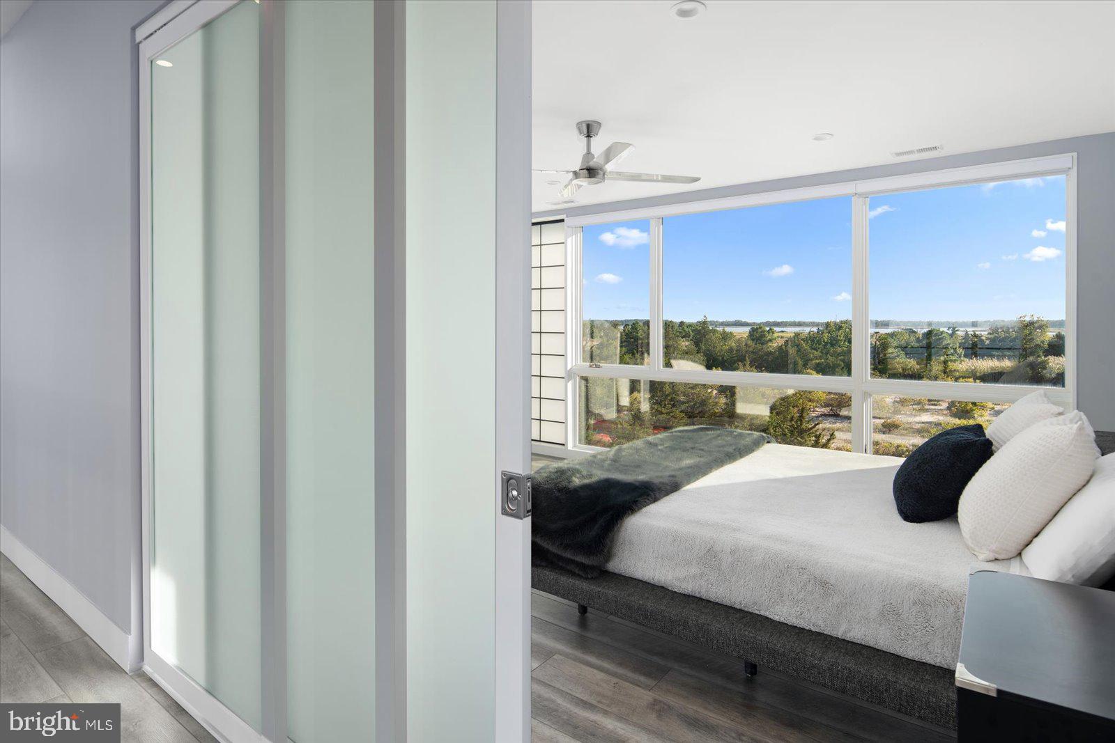 BACK BAY COVE - Residential