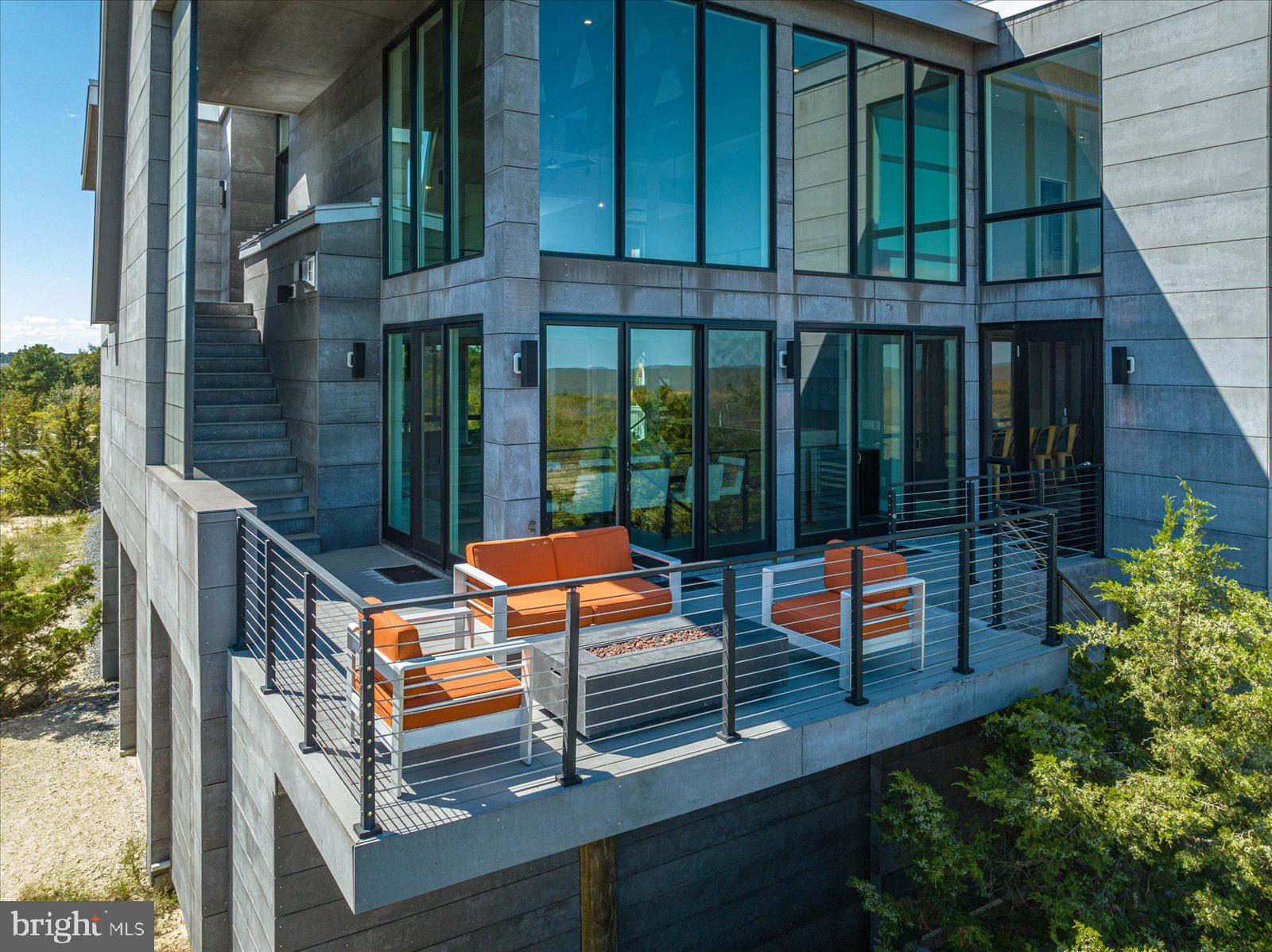 BACK BAY COVE - Residential