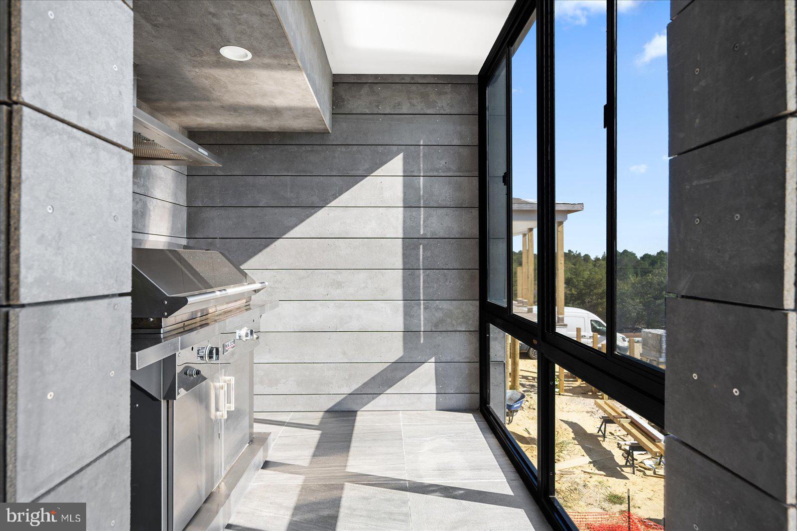 BACK BAY COVE - Residential