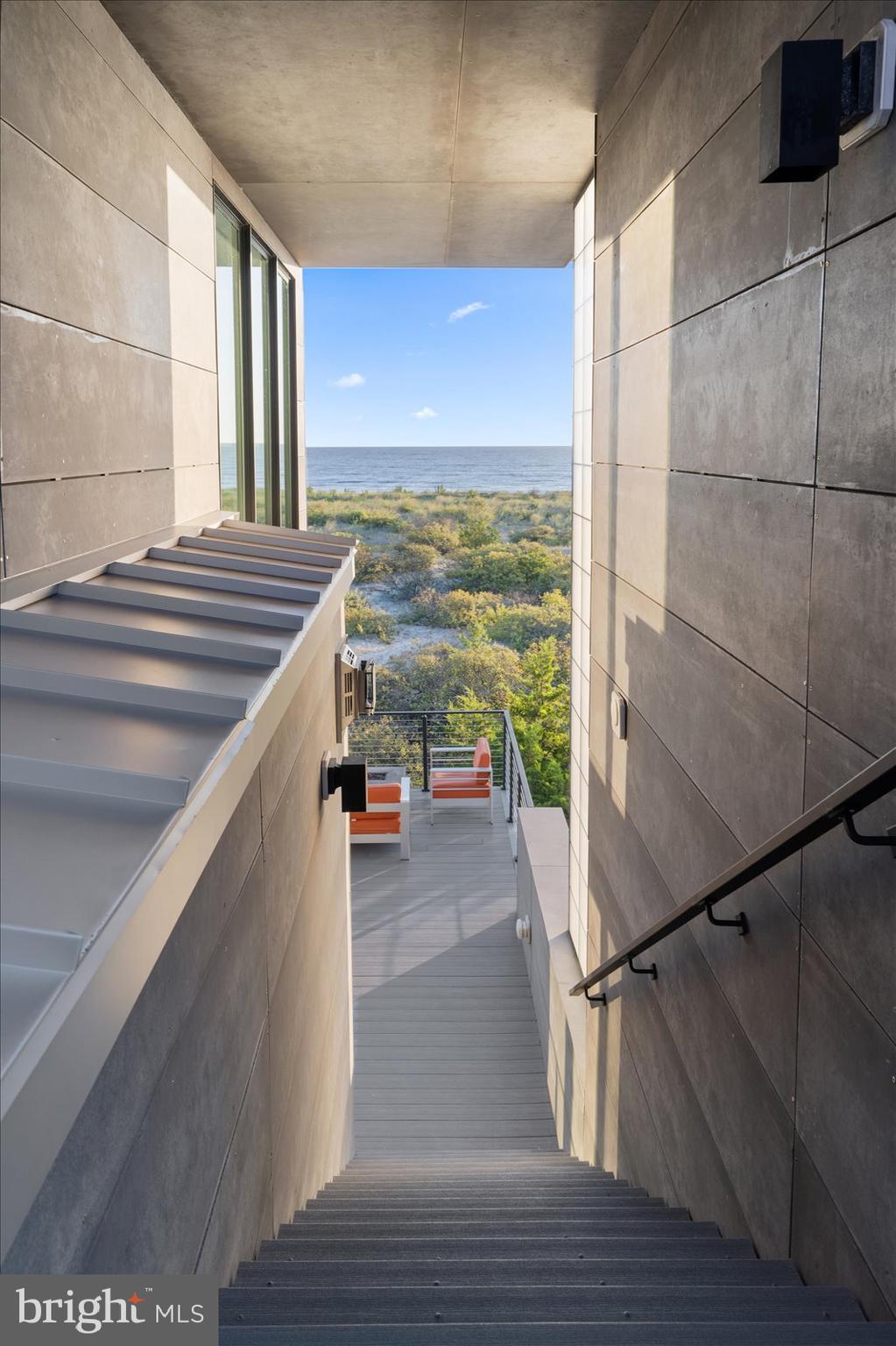 BACK BAY COVE - Residential