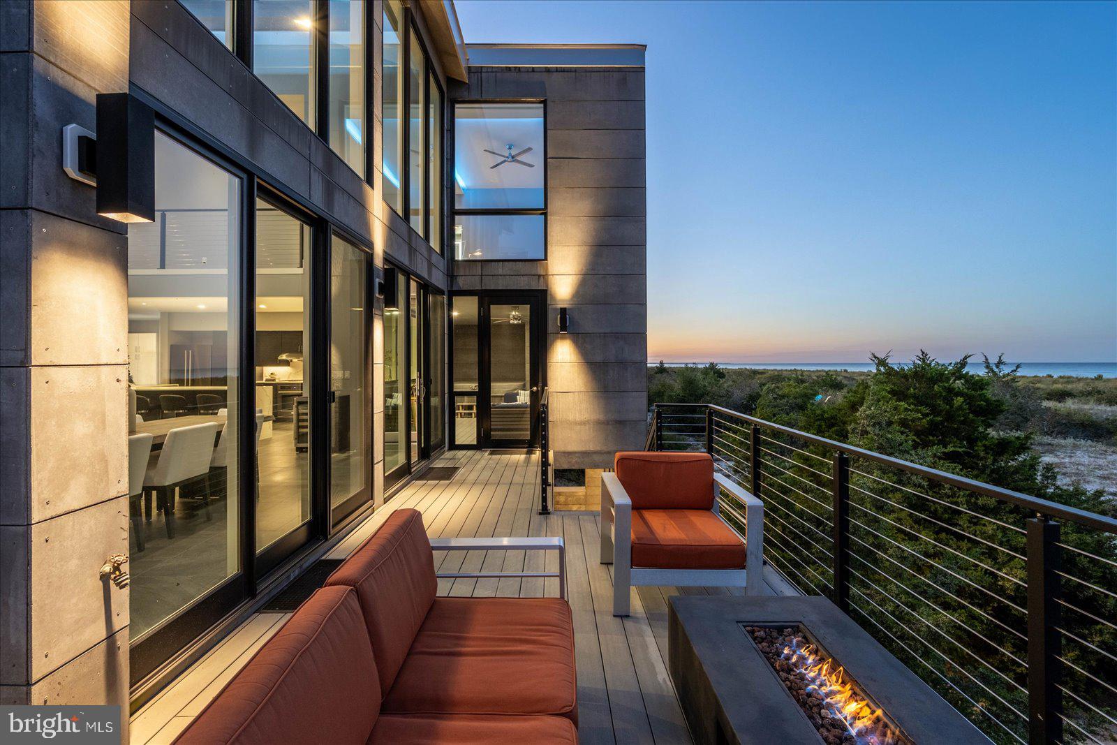 BACK BAY COVE - Residential