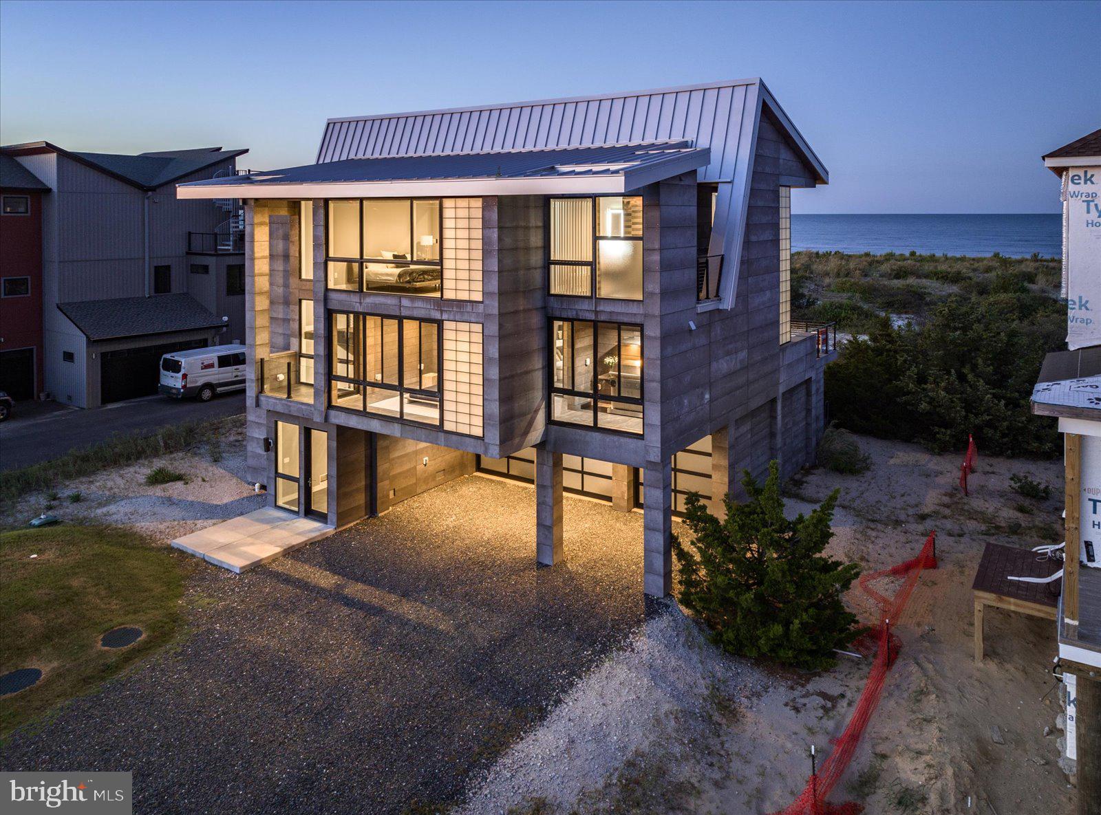 BACK BAY COVE - Residential