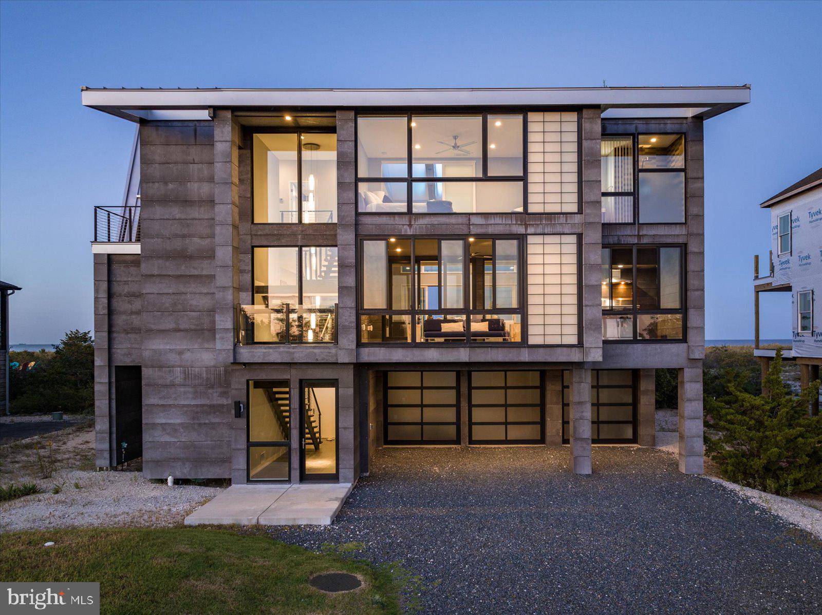 BACK BAY COVE - Residential