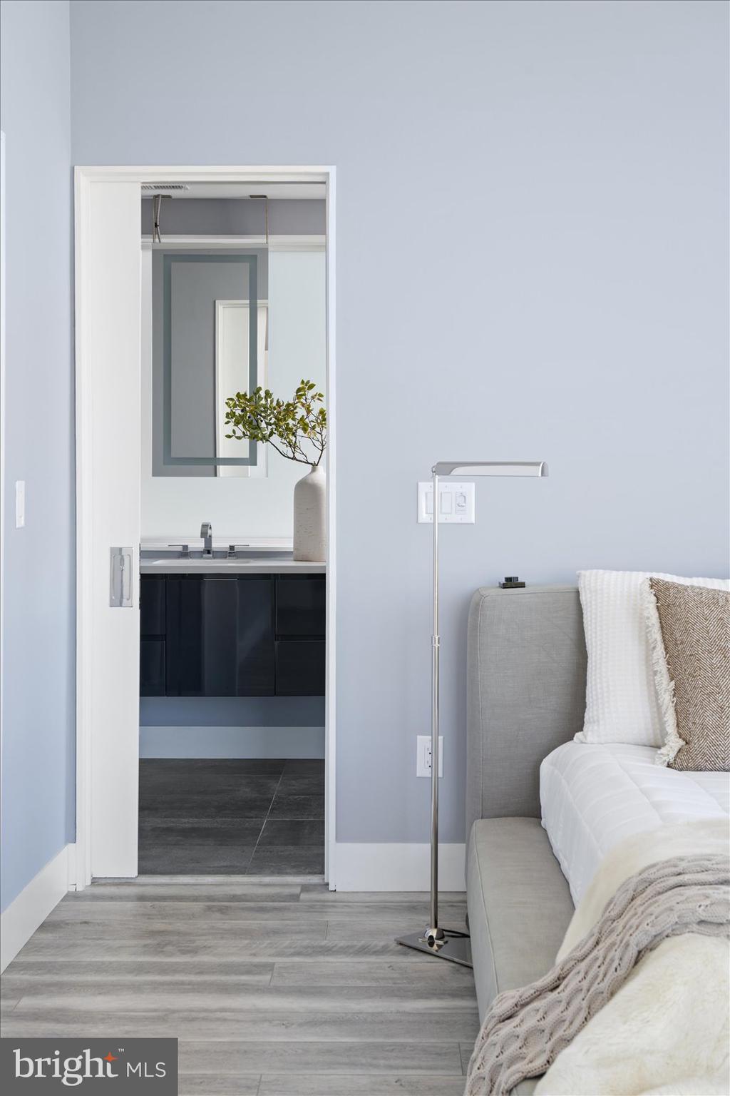 BACK BAY COVE - Residential