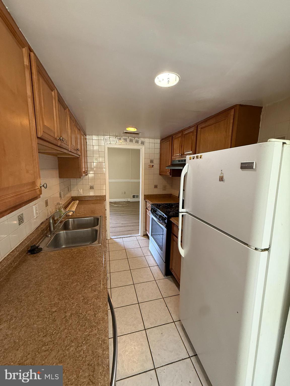 DALE CITY - Residential Lease