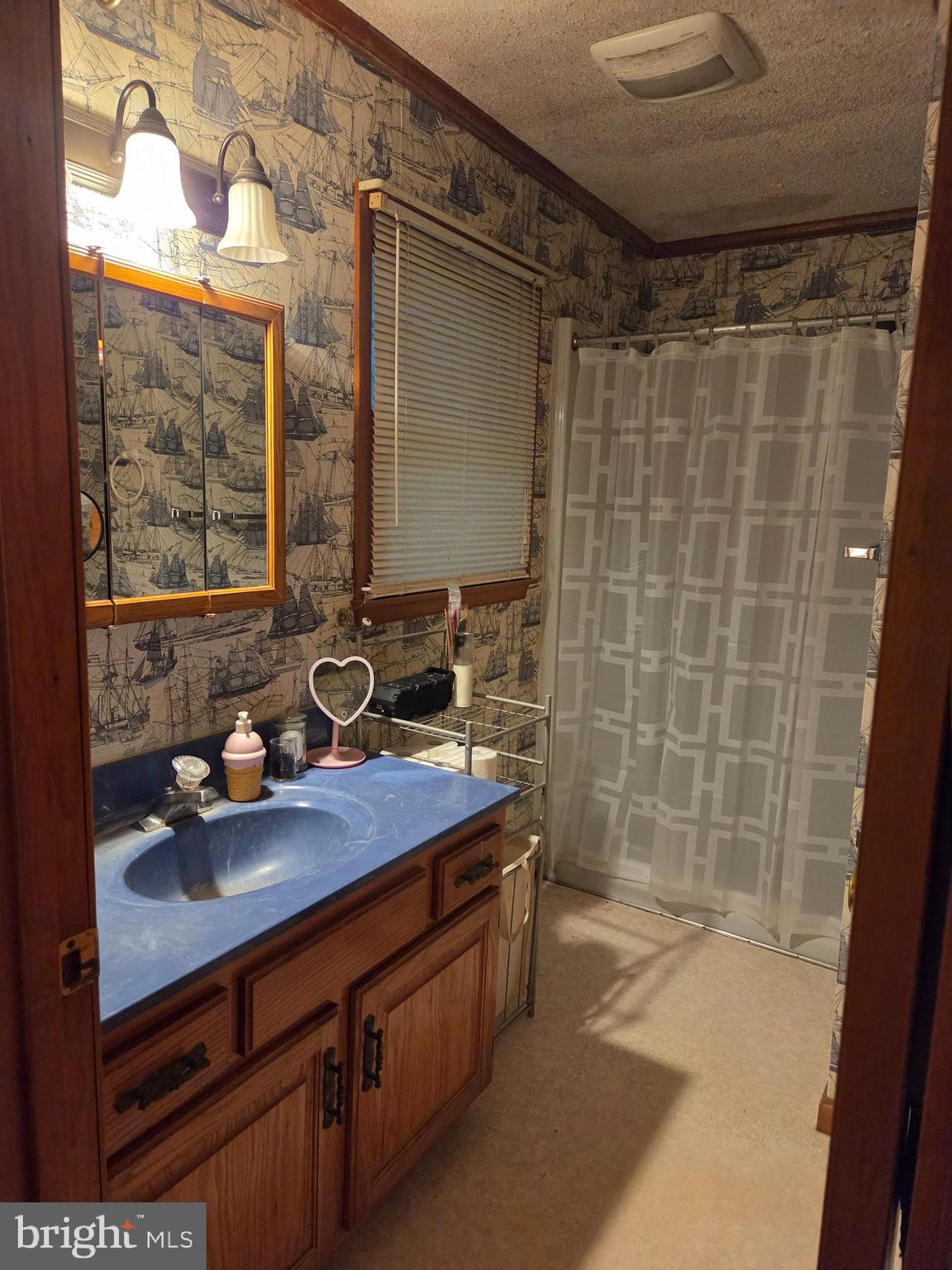 WOODSIDE - Residential