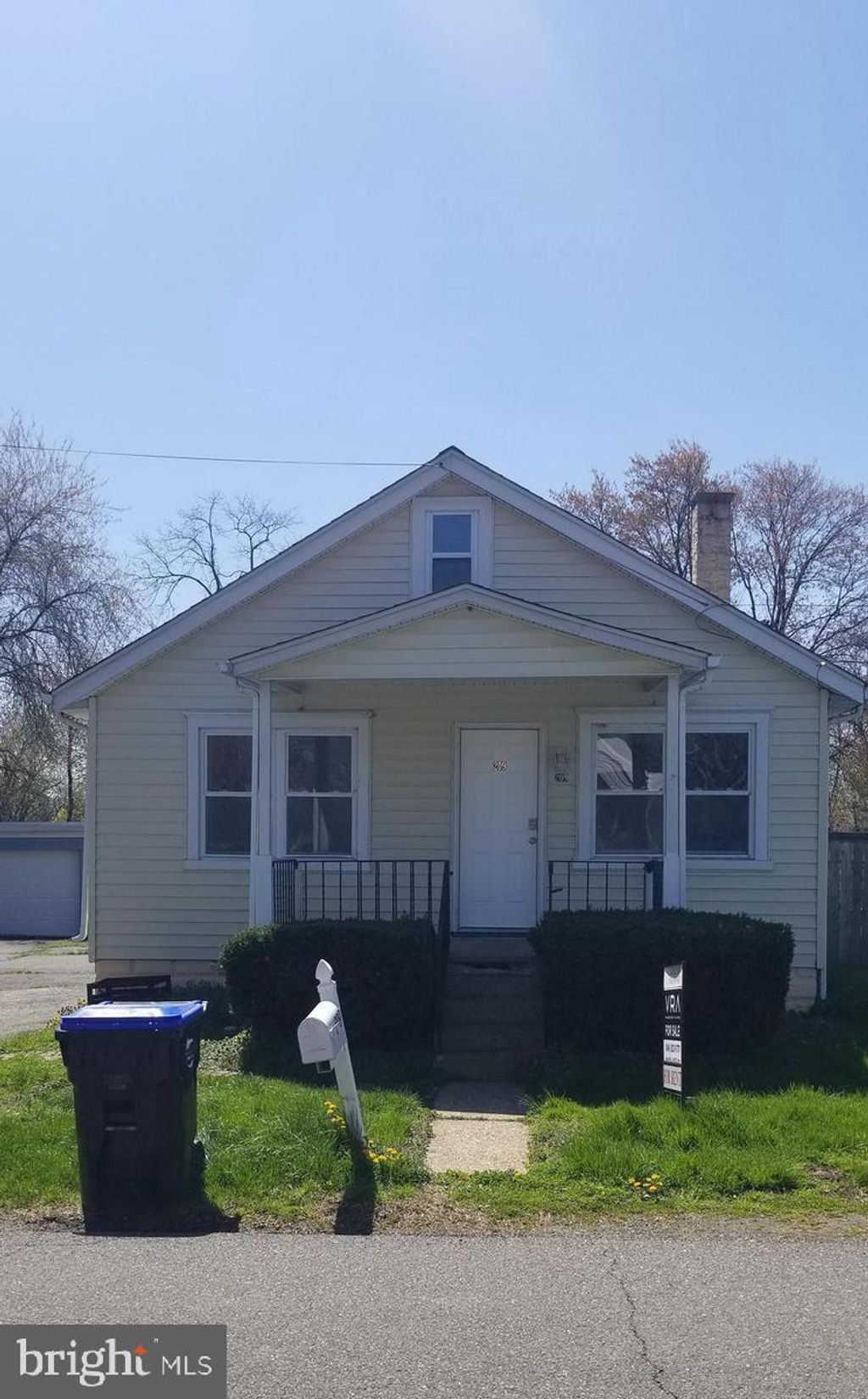 Photo of 209 Walnut Street, BOOTHWYN, PA 19061 (MLS # PADE2107096)