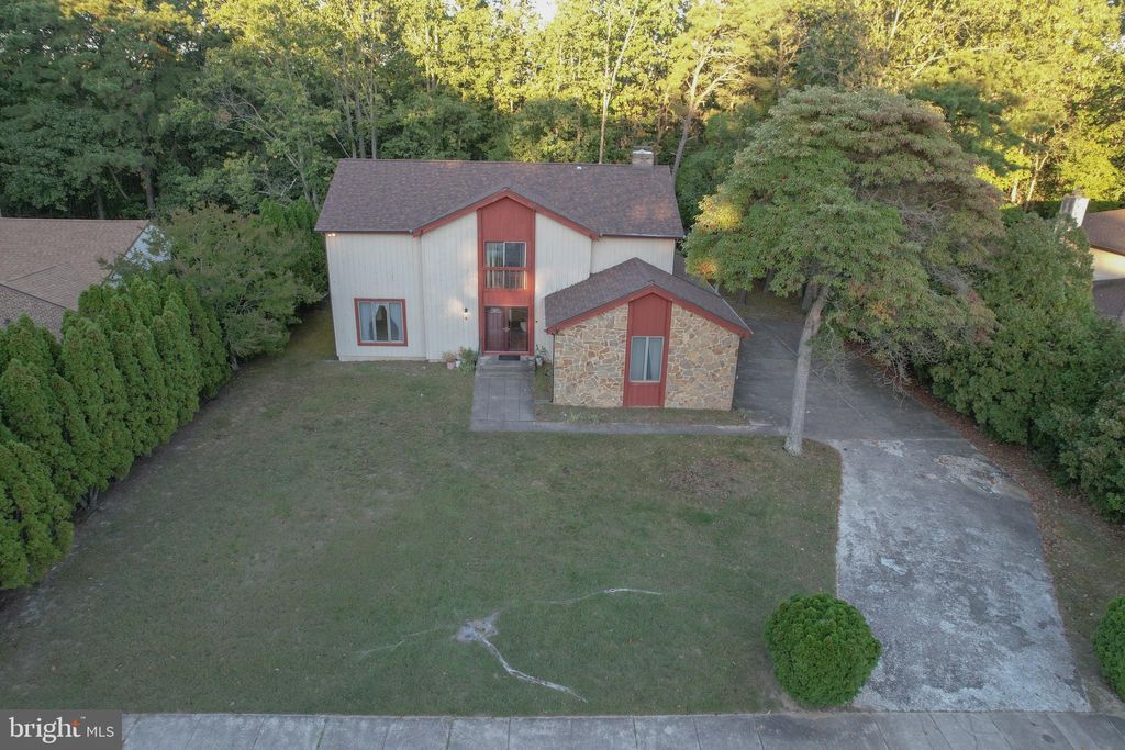 Photo of 6 Ashbrooke Drive, VOORHEES, NJ 08043 (MLS # NJCD2103426)