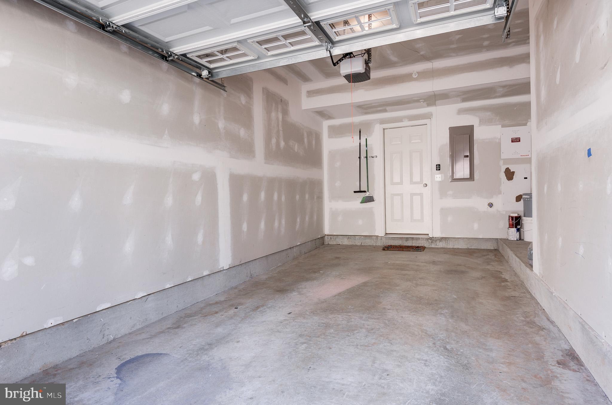 BUCKINGHAM AT LOUDOUN VALLEY - Residential Lease