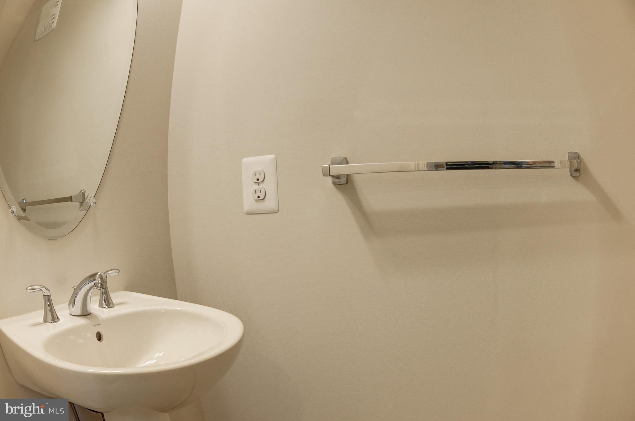 BUCKINGHAM AT LOUDOUN VALLEY - Residential Lease